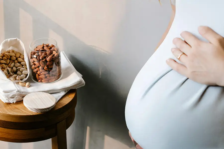 خواص پسته برای مادر و جنین