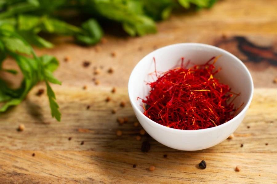 طبع زعفران در طب سنتی